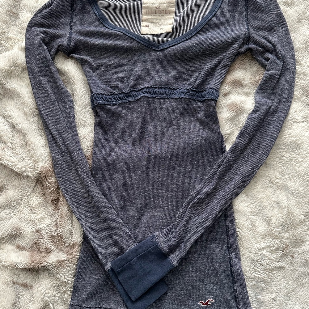 Hollister Gray Long Sleeve Fitted Bodysuit